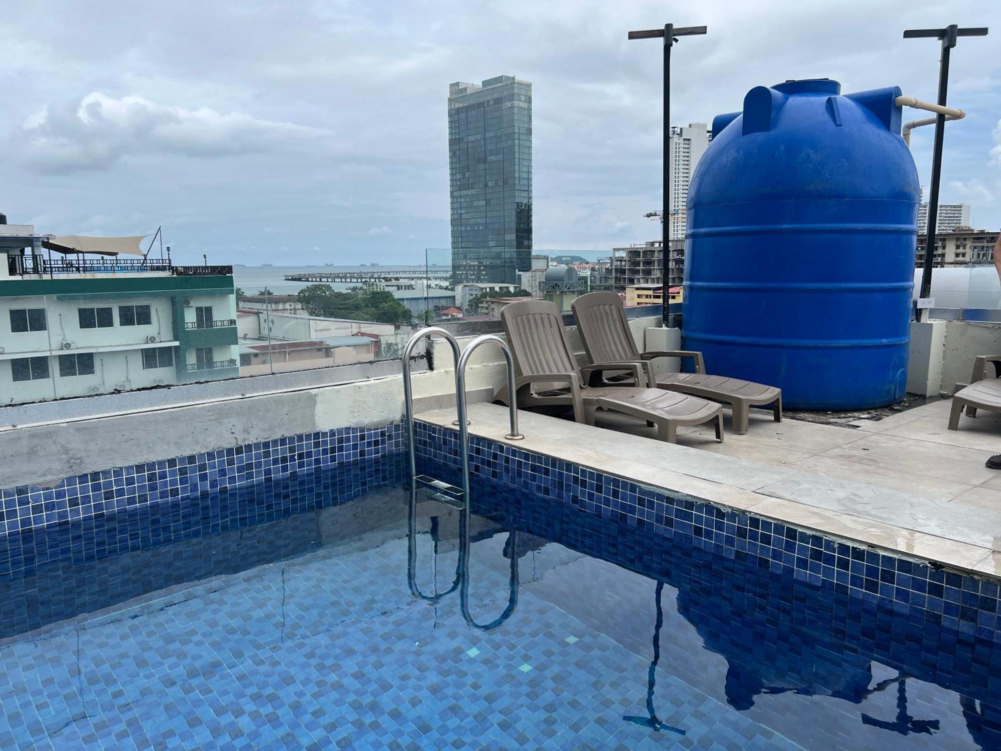 Hsr Hotel 4*